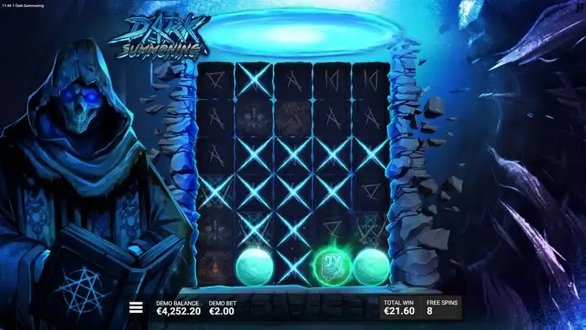 Dark Summoning slot screenshot 5