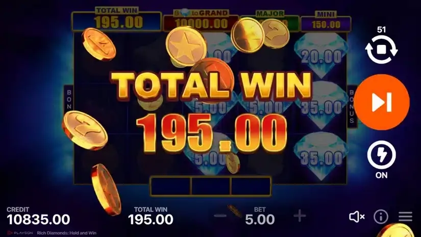 Rich Diamonds: Hold and Win slot screenshot