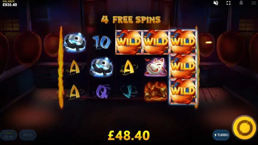 Flaming Fox slot screenshot 